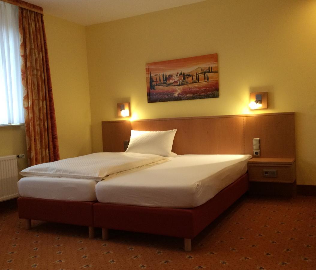 Wahrenholz Landhotel Heiner Meyer מראה חיצוני תמונה